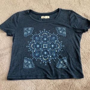 Blue detailed hollister cropped top